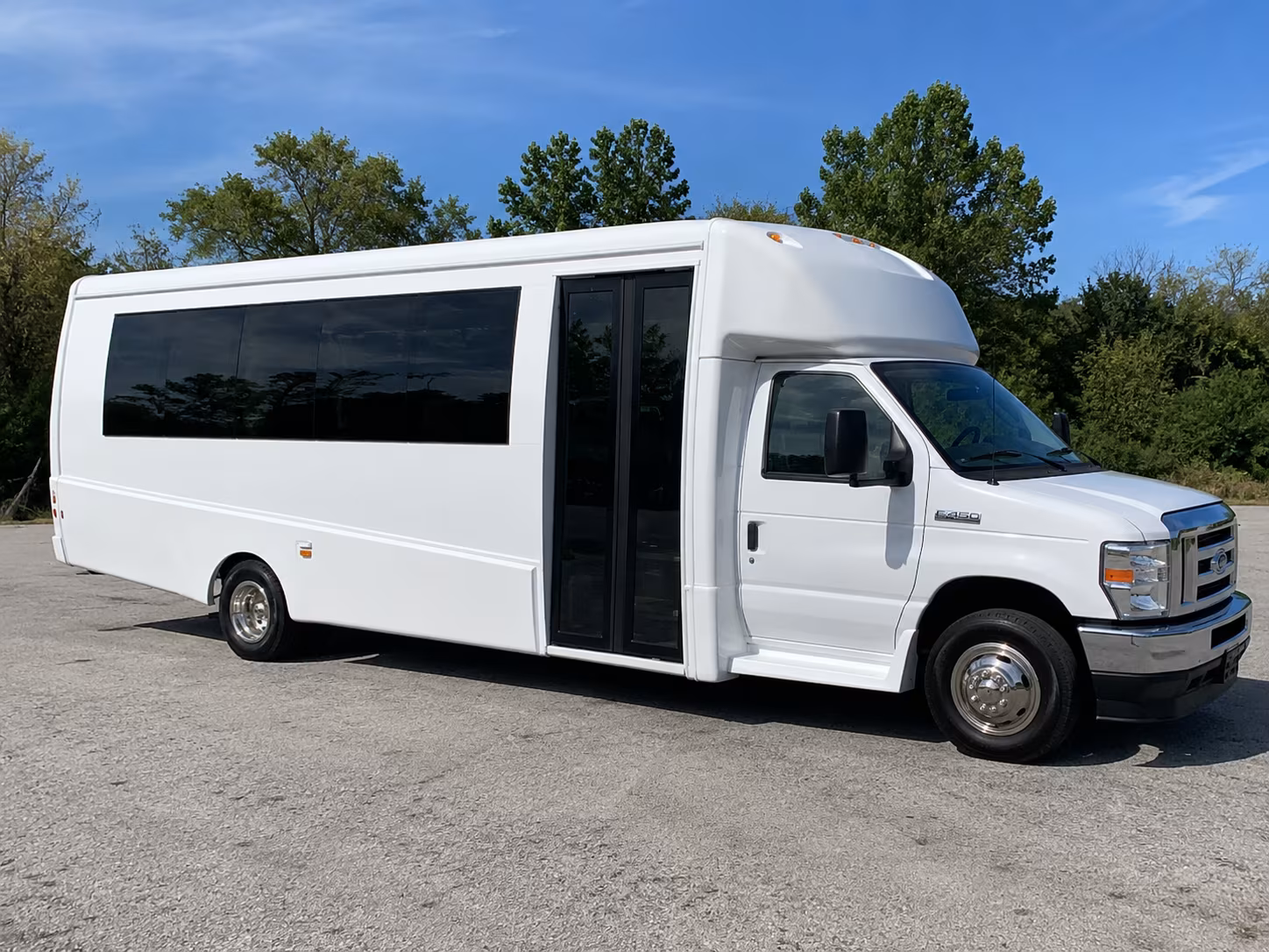 hit every photo stop in your lincoln party bus before the dance
