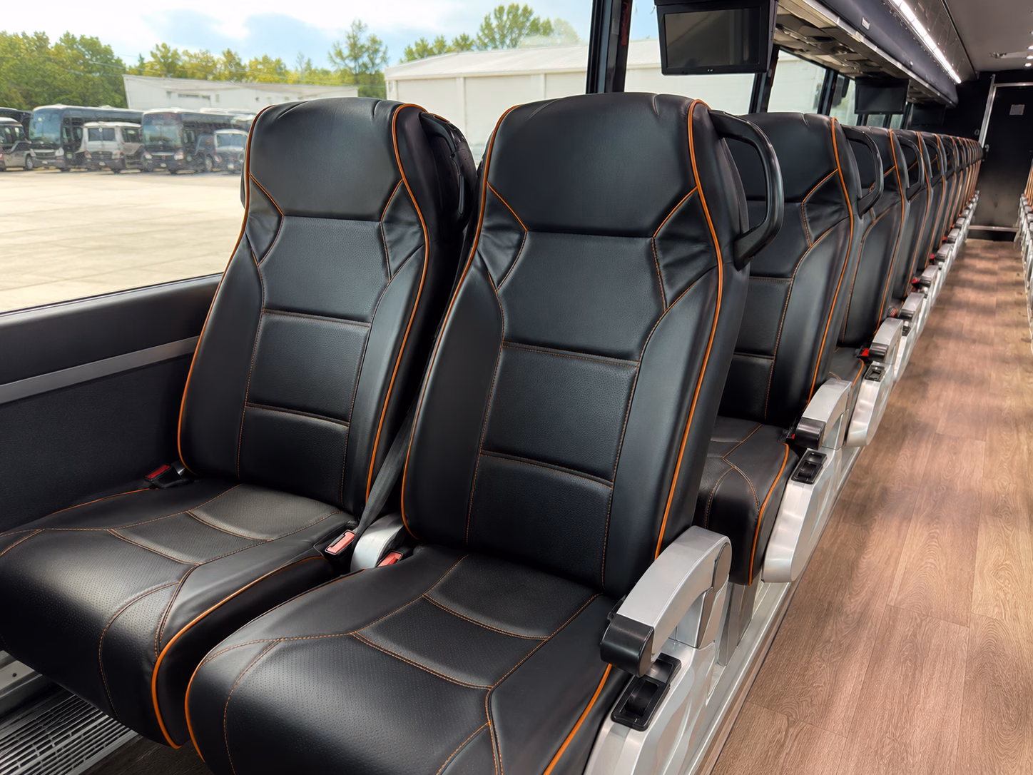 lincoln construction and film crew shuttle buses