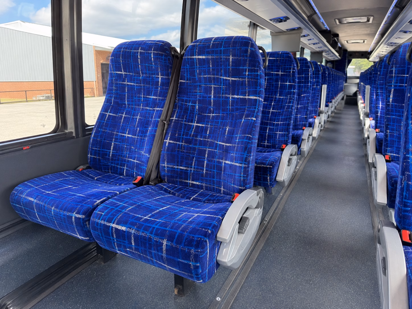 lincoln historic tour bus rentals