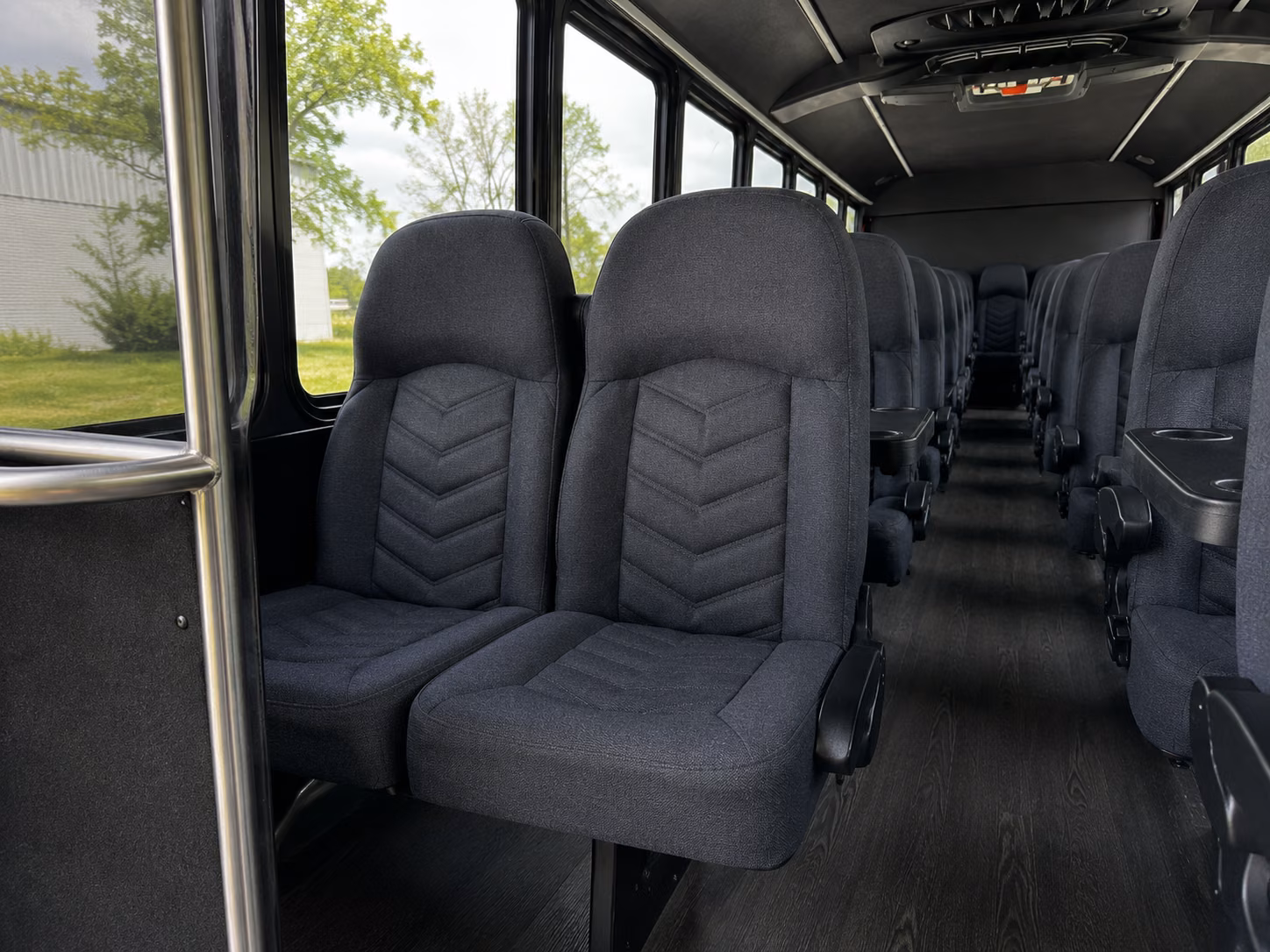 winery tour bus rentals from lincoln to roca